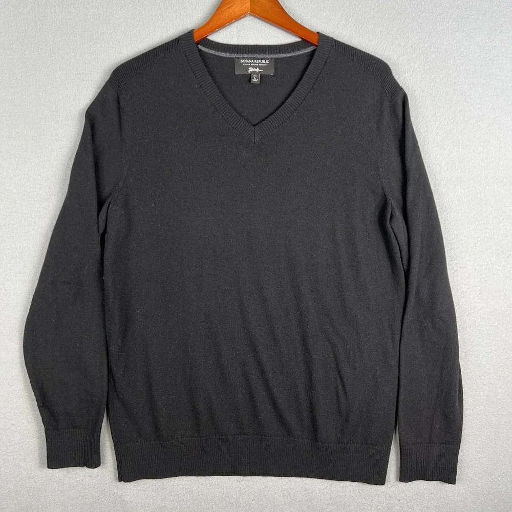 Banana Republic Italian Merino Wool Sweater Mens LT Yarn by Baruffa V Neck Black